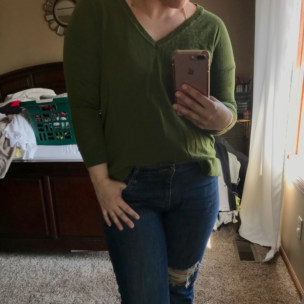 JCrew olive green 3/4 sleeve light weight sweater